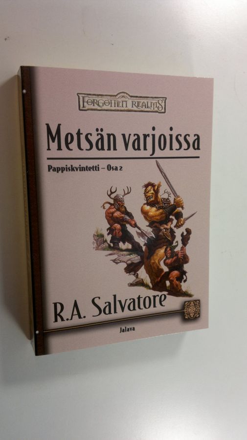 R. A. Salvatore : Metsän varjoissa