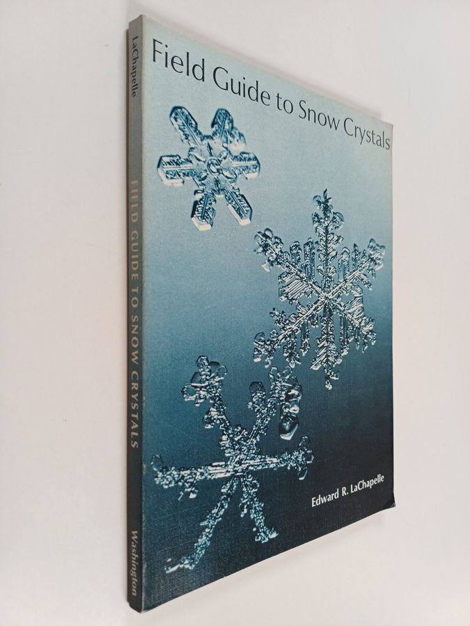 Field Guide to Snow Crystals