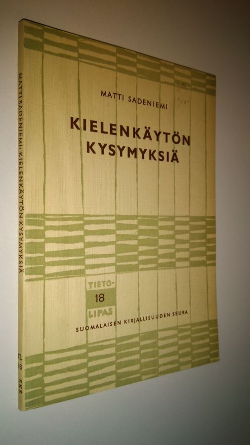 Matti Sadeniemi : Kielenkäytön kysymyksiä