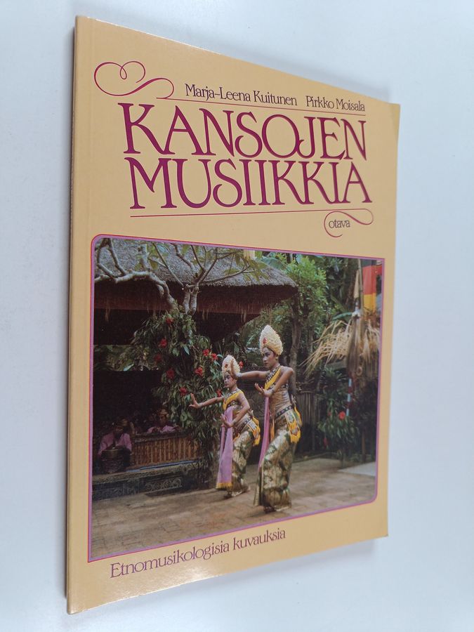 Kansojen musiikkia