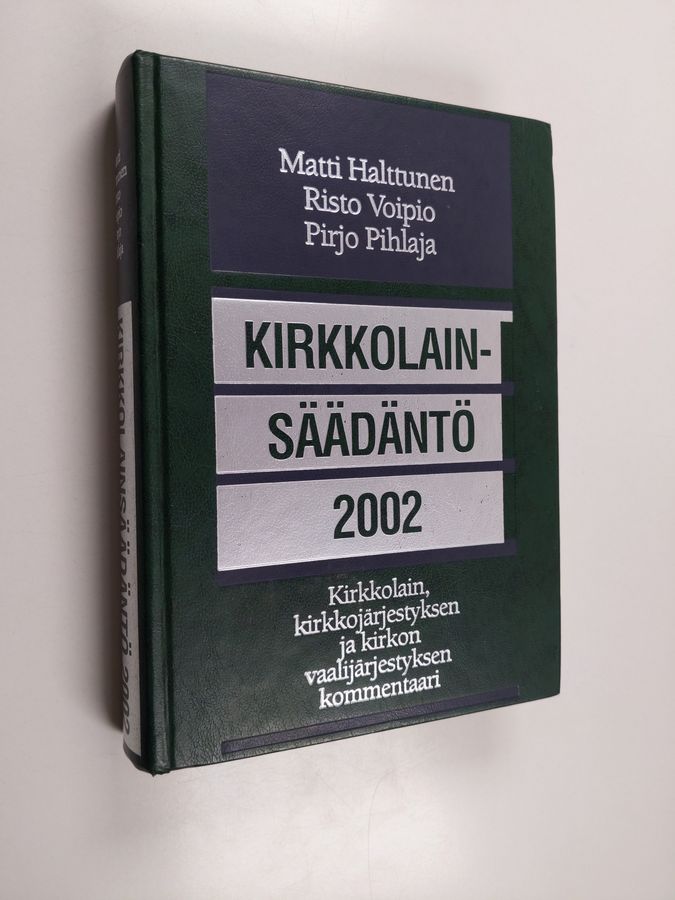 Kirkkolainsäädäntö 2002