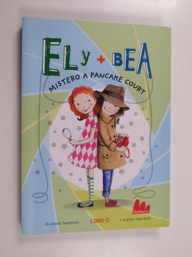 Mistero a Pancake Court. Ely + Bea