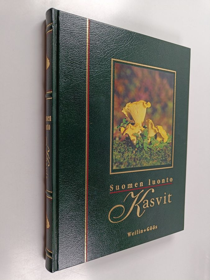 Suomen luonto : Kasvit 3 - Bakteereja, sieniä, itiökasveja