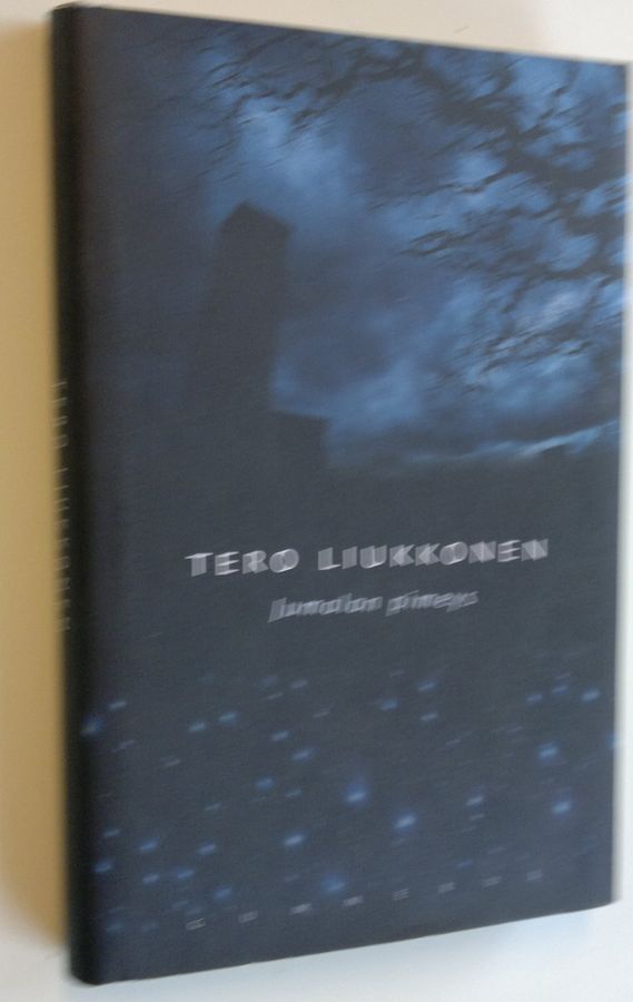 Tero Liukkonen : Jumalan pimeys