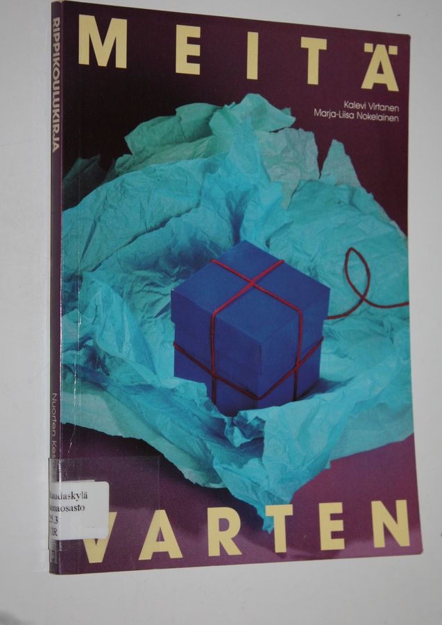 Marja-Liisa Nokelainen : Meitä varten : rippikoulukirja