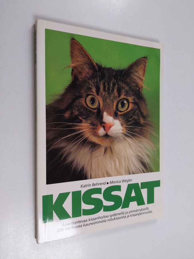 Katrin Behrend : Kissat