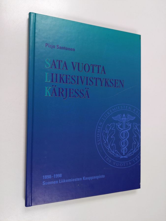 Sata vuotta liikesivistyksen kärjessä