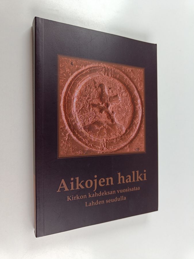 Aikojen halki
