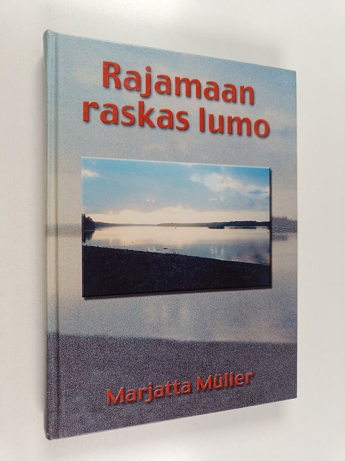 Rajamaan raskas lumo