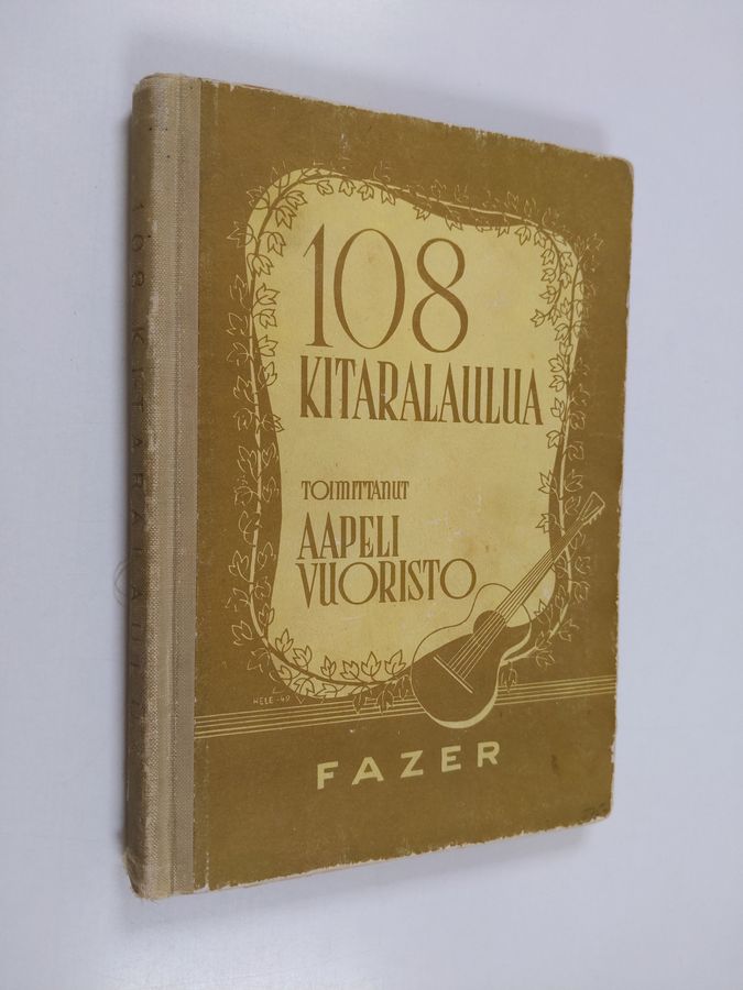 Aapeli (toim.) Vuoristo : 108 kitaralaulua
