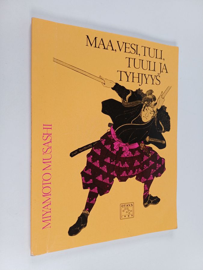 Musashi Miyamoto : Maa, vesi, tuli, tuuli ja tyhjyys