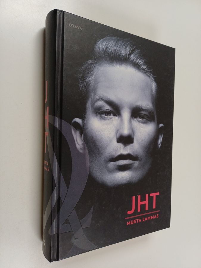 Jare Tiihonen : JHT : musta lammas (signeerattu, tekijän omiste)