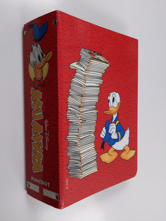 Aku Ankka puolivuosikerta 2001 : Helmikuu - kesäkuu (puuttuu numerot 1, 2, 3, 4, 5, 8)