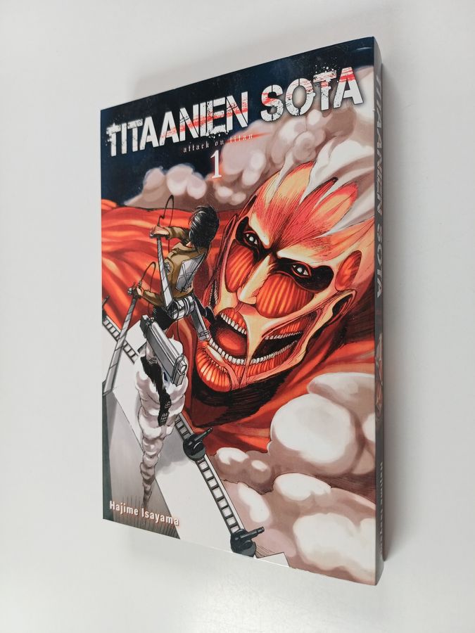 Hajime Isayama : Titaanien sota Attack on titan 1