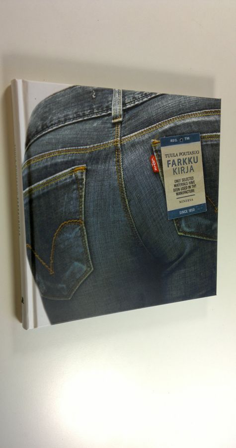 Tuula Poutasuo : Farkkukirja