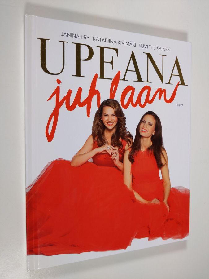 Janina Fry : Upeana juhlaan