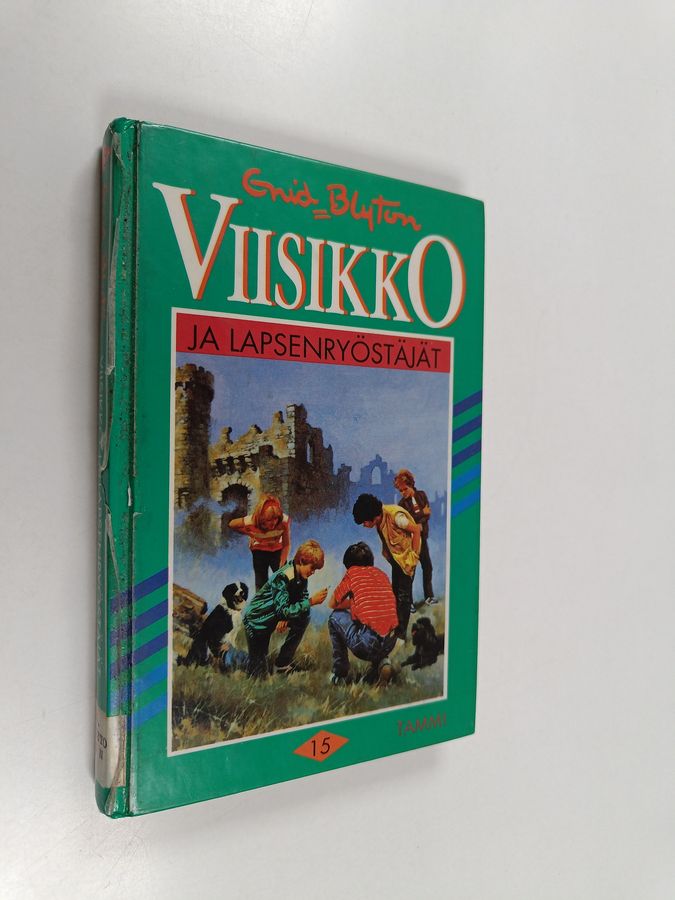 Enid Blyton : Viisikko ja lapsenryöstäjät