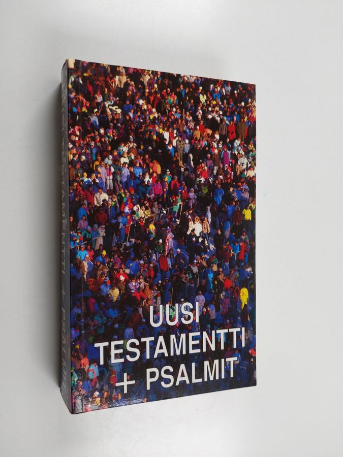Uusi testamentti + psalmit
