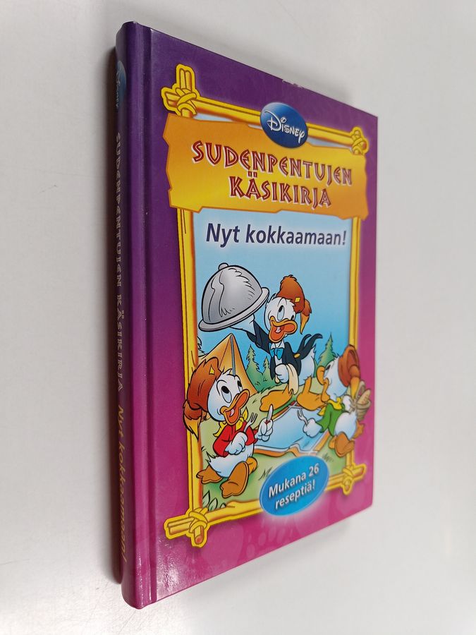 Jean-Pierre ym. Bernier : Sudenpentujen käsikirja : Nyt kokkaamaan!