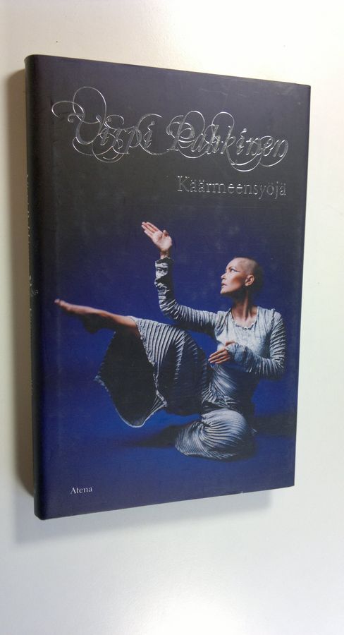 Virpi Pahkinen : Käärmeensyöjä