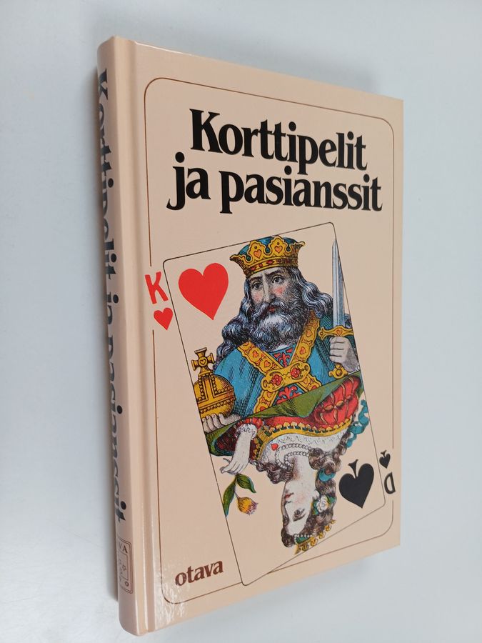 Ilmo (toim.) Kurki-Suonio : Korttipelit ja pasianssit