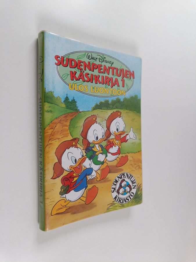 Sudenpentujen käsikirja 1 : Ulos luontoon
