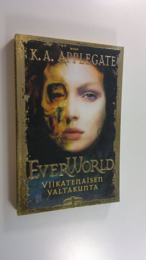 Katherine Applegate : Viikatenaisen valtakunta