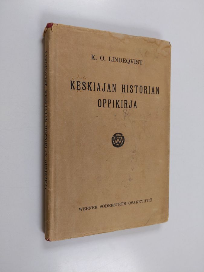 K. O. Lindeqvist : Keskiajan historian oppikirja