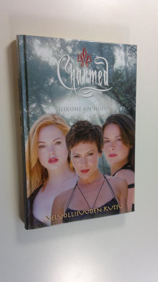 Diana G. Gallagher : Velvollisuuden kutsu