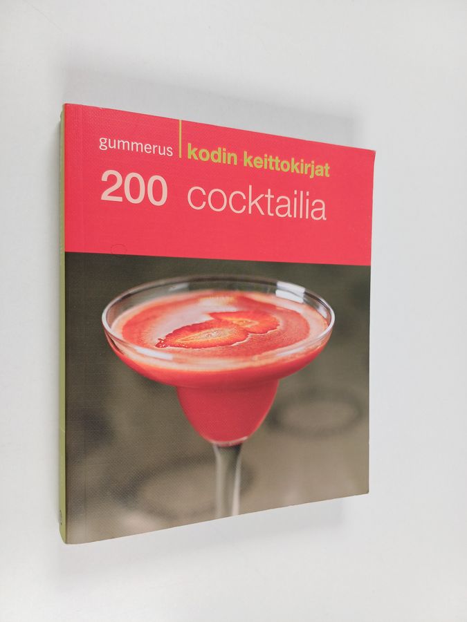 Tuija (suom.) Tuomaala : 200 cocktailia