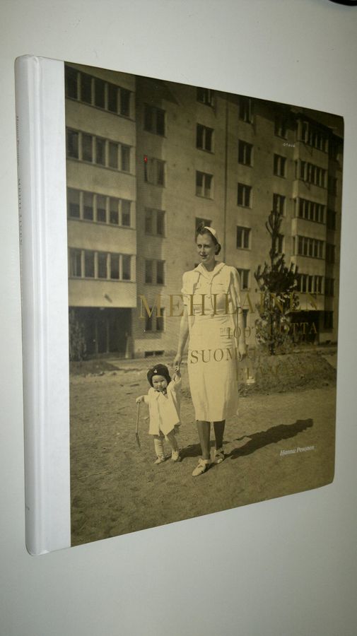 Hannu Pesonen : Mehiläinen : 100 vuotta suomalaisten elämässä